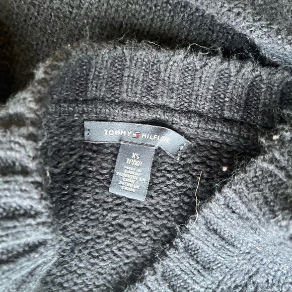 Knit sweater - Picture 2 of 3